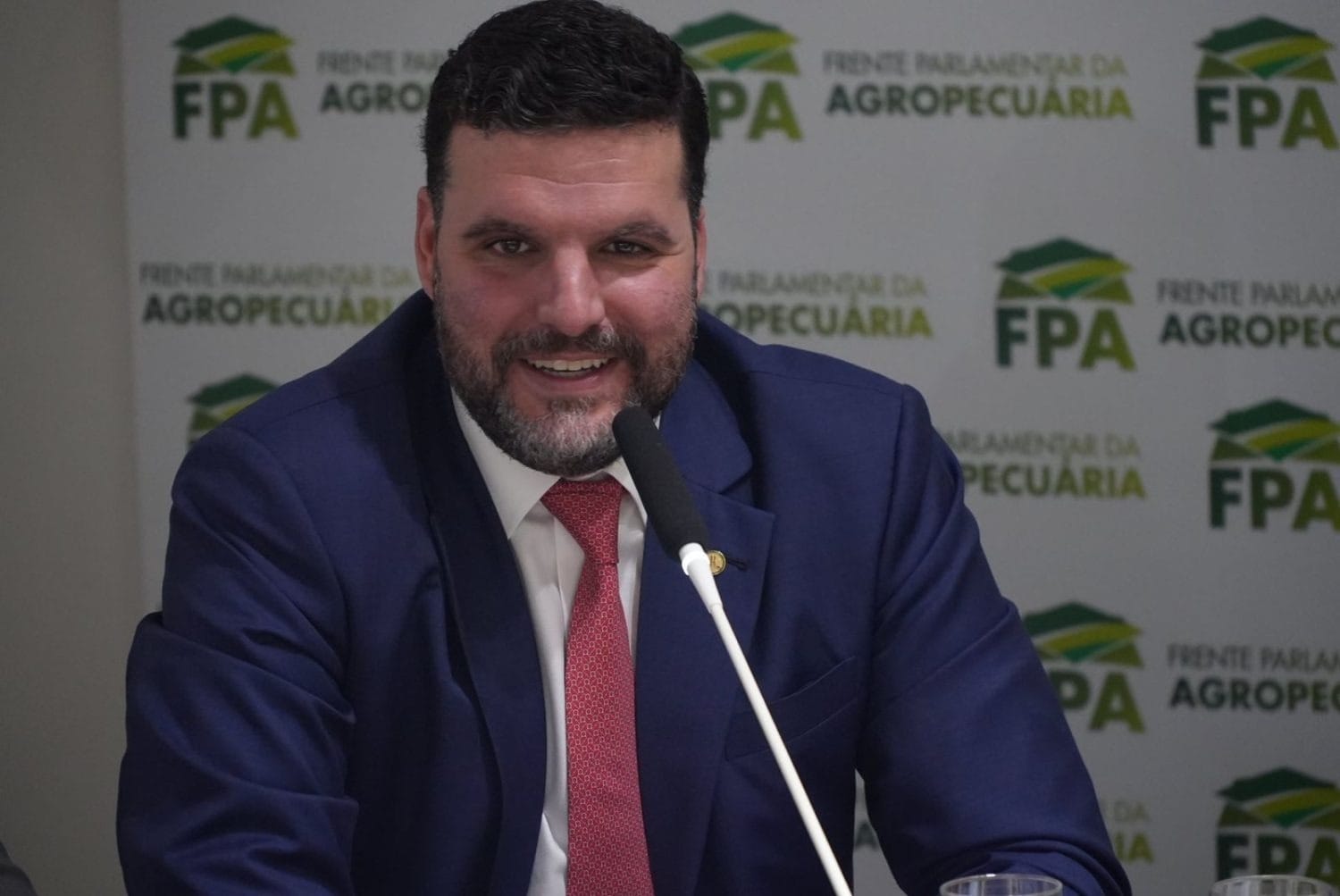 Deputados da bancada ruralista não vão ao lançamento do Plano Safra 2026/27