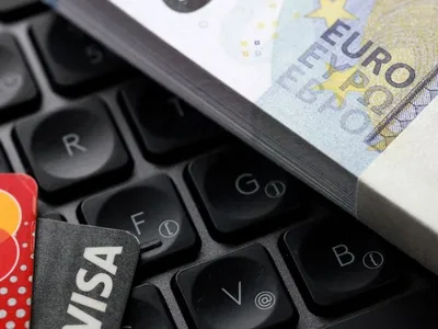 União Europeia aposta em euro digital para reduzir domínio dos EUA