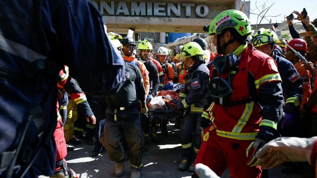 Homem é resgatado com vida após 8 dias sob escombros na Venezuela