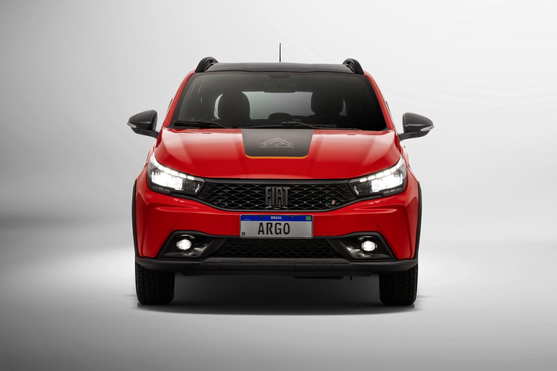 Fiat Argo chega a 750 mil unidades e prepara nova geração no Brasil