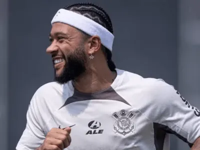 Ronaldo Giovaneli: Memphis Depay deve renovar contrato com o Corinthians