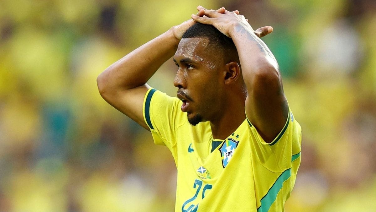 Rayan desfalca treino do Brasil antes de decisão contra a Noruega; entenda
