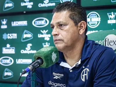 Três jogadores que estão na Copa do Mundo passaram por técnico do Guarani