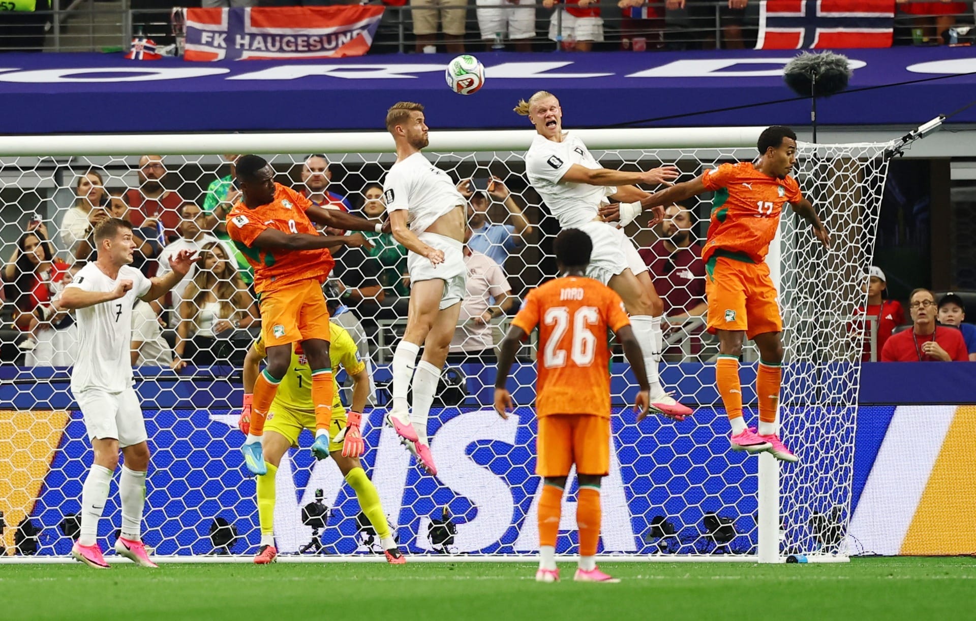 Jogo aéreo vai decidir Brasil x Noruega? Veja diferença de altura