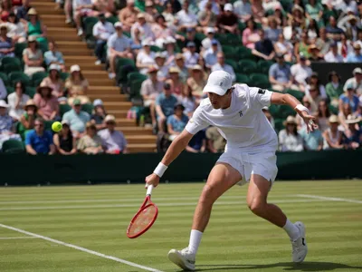 João Fonseca tem partida apagada e é eliminado de Wimbledon