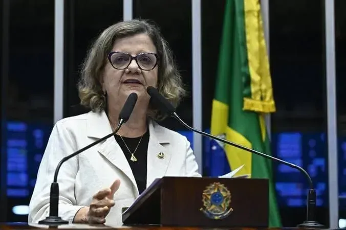 Fim da 6x1 é prioridade e "não é PEC eleitoral", diz nova líder do governo