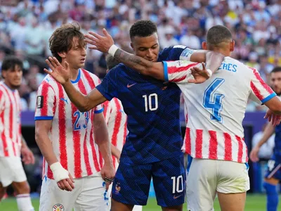 Mbappé exalta França e solta palavrão ao avaliar 'catimba' do Paraguai