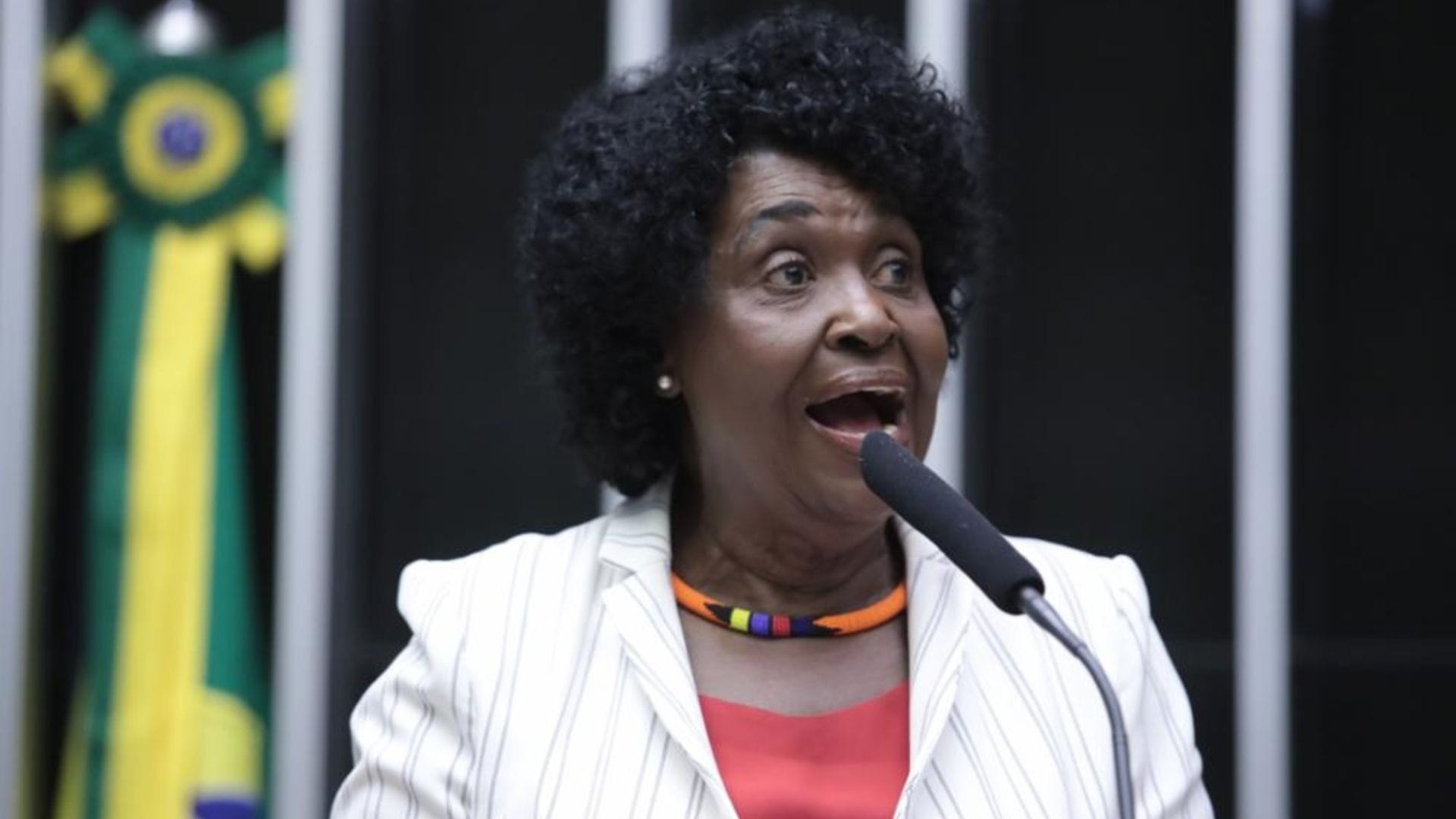 Benedita da Silva lidera disputa pelo Senado no Rio, aponta pesquisa