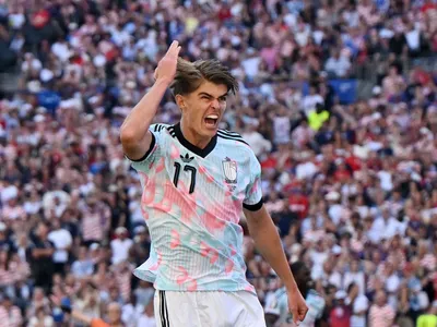 Com 2 gols de De Ketelaere, Bélgica goleia EUA e vai enfrentar a Espanha