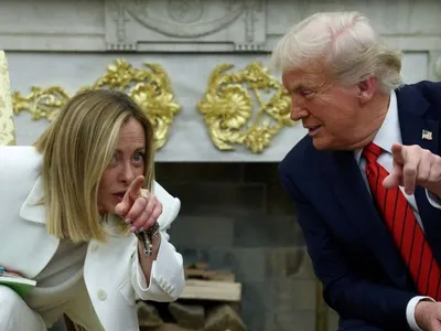 Trump volta a atacar premiê da Itália às vésperas da cúpula da Otan
