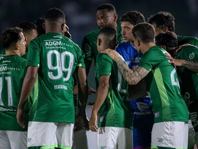 Guarani empata com Floresta por 0 a 0 e perde a liderança da Série C