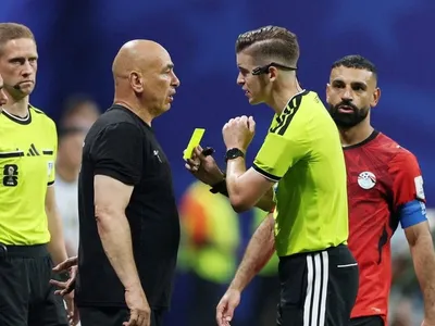 Técnico do Egito acusa Fifa de manipulação para ajudar a Argentina