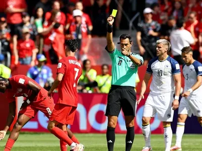 Árbitro de França x Marrocos já expulsou 10 jogadores em um único jogo