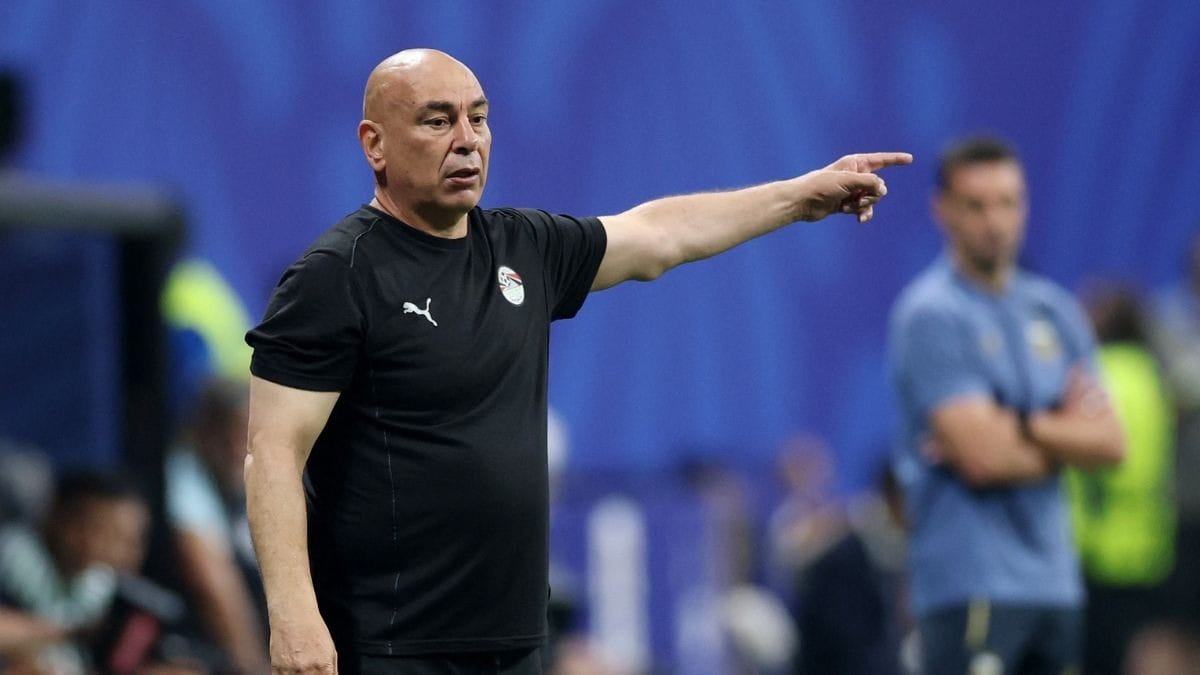 Egito renova com Hossam Hassan após campanha histórica na Copa de 2026