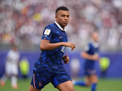 De olho na 3ª semi, Mbappé persegue Messi na artilharia histórica da Copa