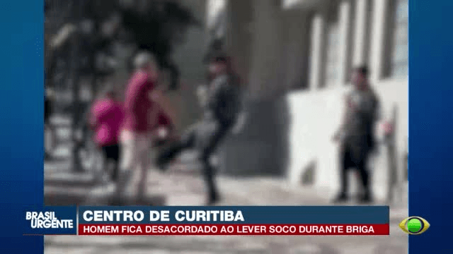 Homem fica desacordado após soco durante briga em Curitiba