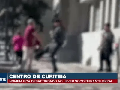 Homem fica desacordado após soco durante briga em Curitiba