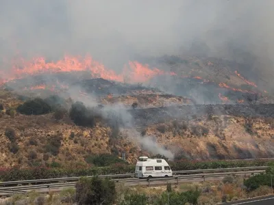Incêndio em meio à onda de calor deixa ao menos 12 mortos na Espanha