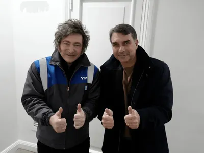 Milei diz que virá ao Brasil apoiar Flávio Bolsonaro em convenção do PL