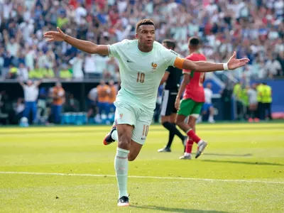 Jogo Aberto debate futuro de Neymar no Santos e favoritismo da França