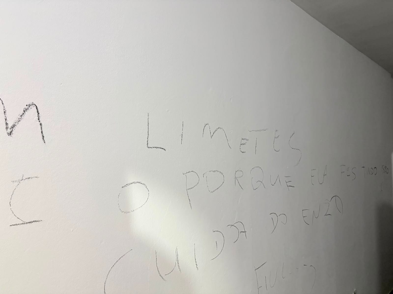 Recado deixado pelo femincída