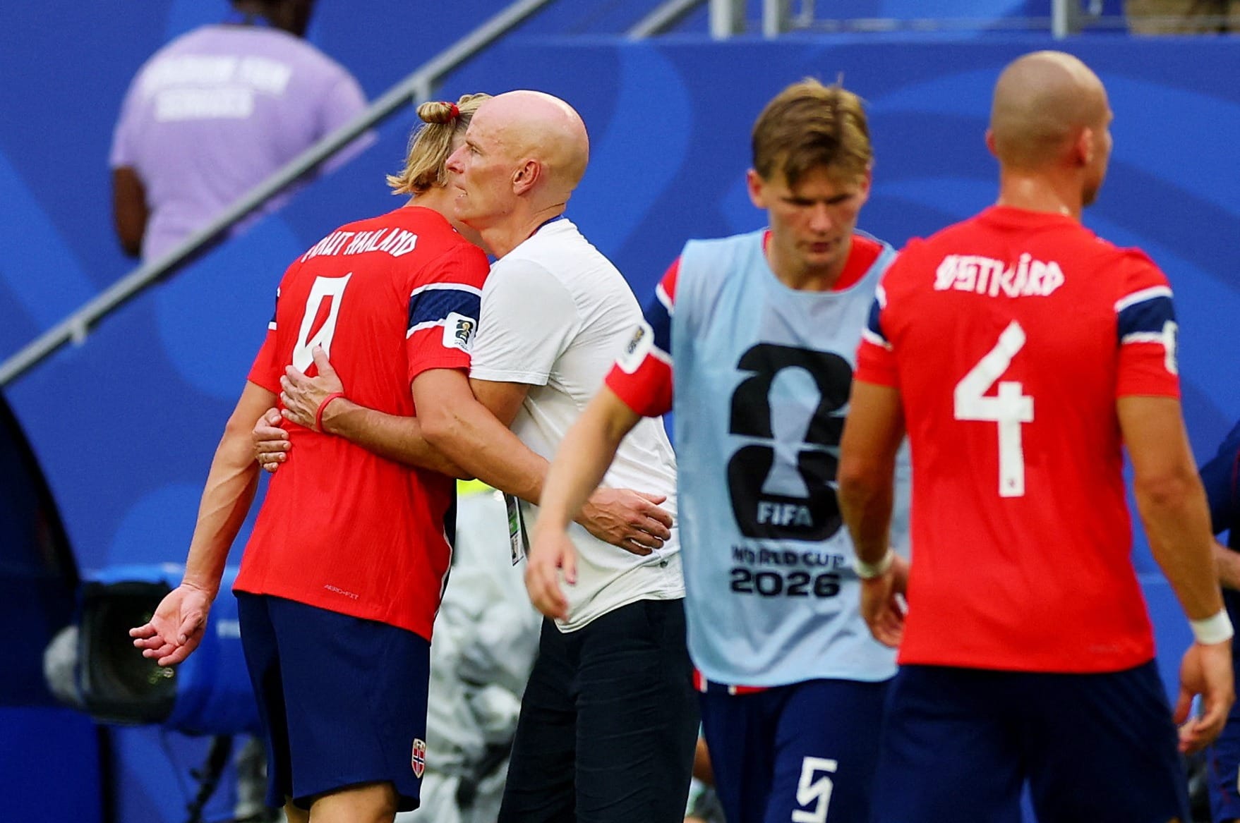 Com atuação apagada, Haaland é substituído por treinador da Noruega