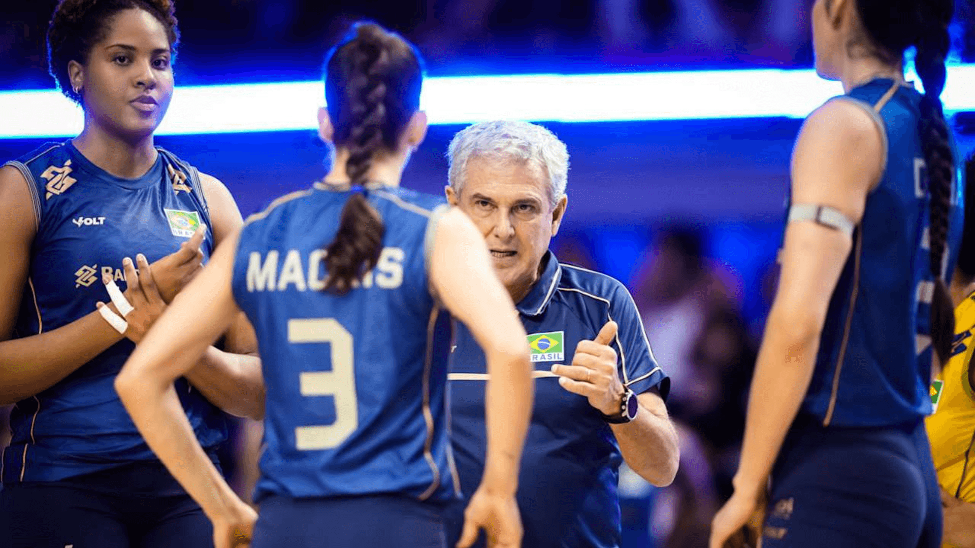Seleção feminina de vôlei tem erros e perde para os EUA na Liga das Nações