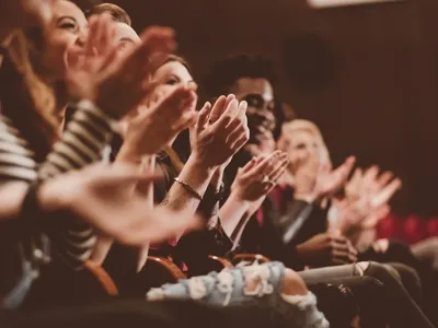Teatro Oficina do Estudante tem programação infantis e stand-ups nas férias