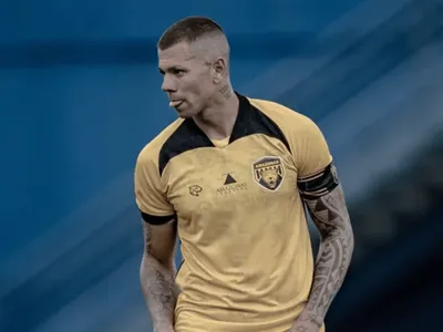 Clube da Série C anuncia saída de zagueiro com vídeo de falhas; veja