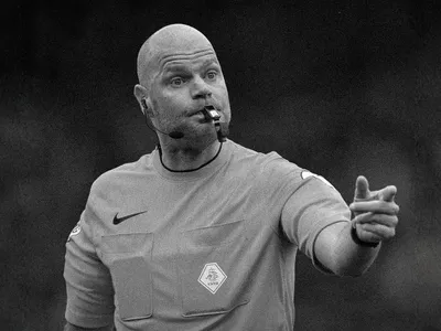 Árbitro afastado da Copa do Mundo morre aos 38 anos