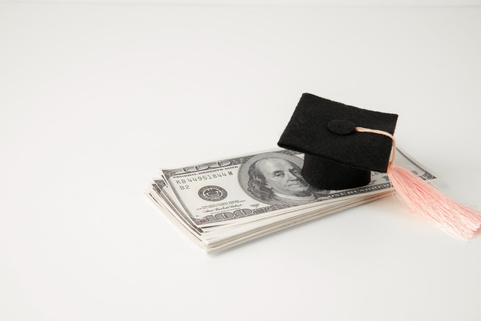 Quanto custa fazer medicina? Graduação pode passar de R$ 1 milhão