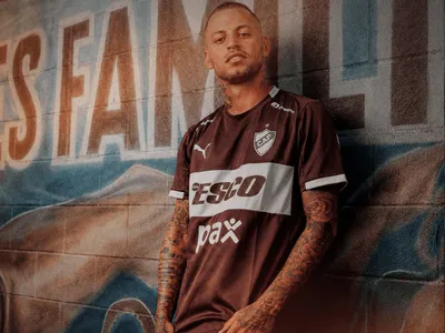 Ex-Inter vai para time argentino e pode encarar brasileiros na Libertadores