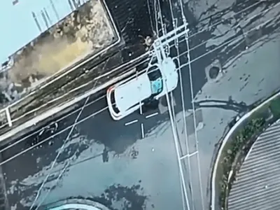 Celular de criminosos registra ataque com drone na comunidade Dois Irmãos