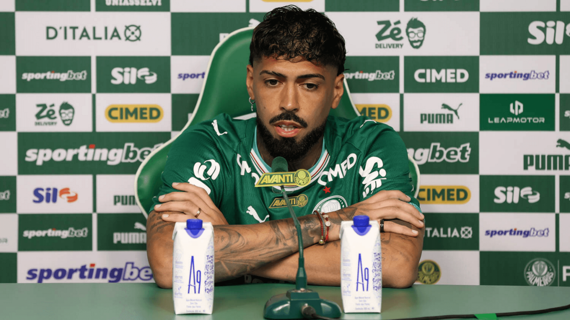 Barboza revela conversas para convencer Danilo Santos no Palmeiras