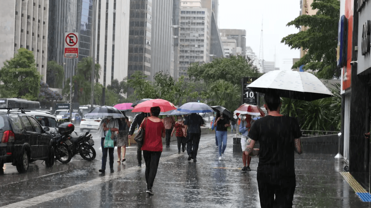 Frente fria aumenta chance de chuva em São Paulo e Minas Gerais