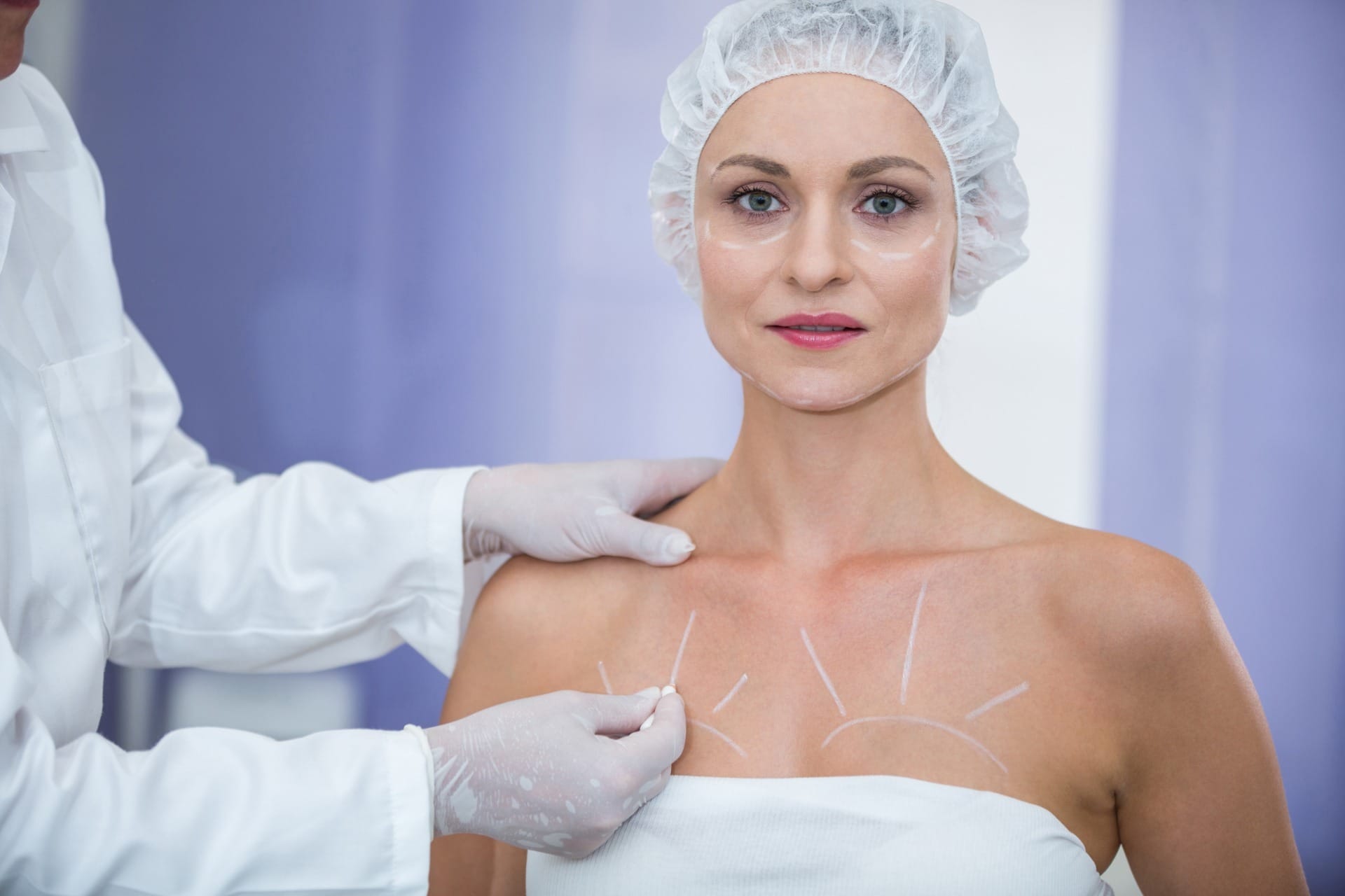 Dermatologia ou cirurgia plástica: qual especialidade combina com você?