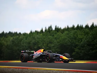 Verstappen lidera TL1 do GP da Bélgica; Bortoleto é 10º