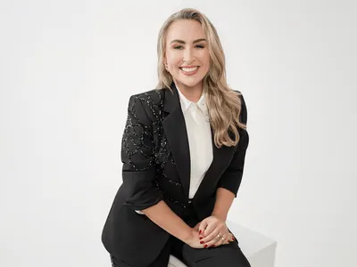 O que está por trás da queda de cabelo? Carolina Monnerat esclarece
