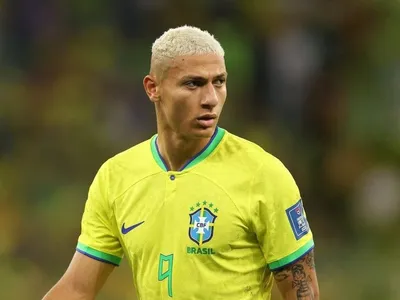 Juventus monitora Richarlison e Tottenham aceita negociar; veja valores