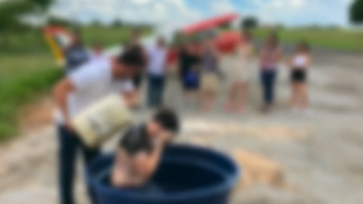 Aluno de aviação morre após 'banho de óleo' em ritual de formação no Paraná