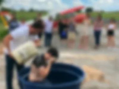 Aluno de aviação morre após 'banho de óleo' em ritual de formação no Paraná