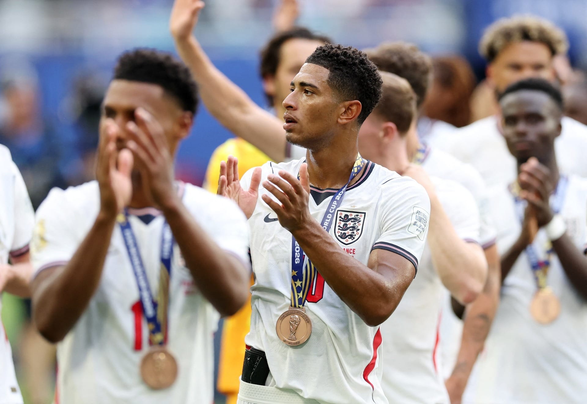 Bellingham supera Kane e lidera artilharia da Inglaterra