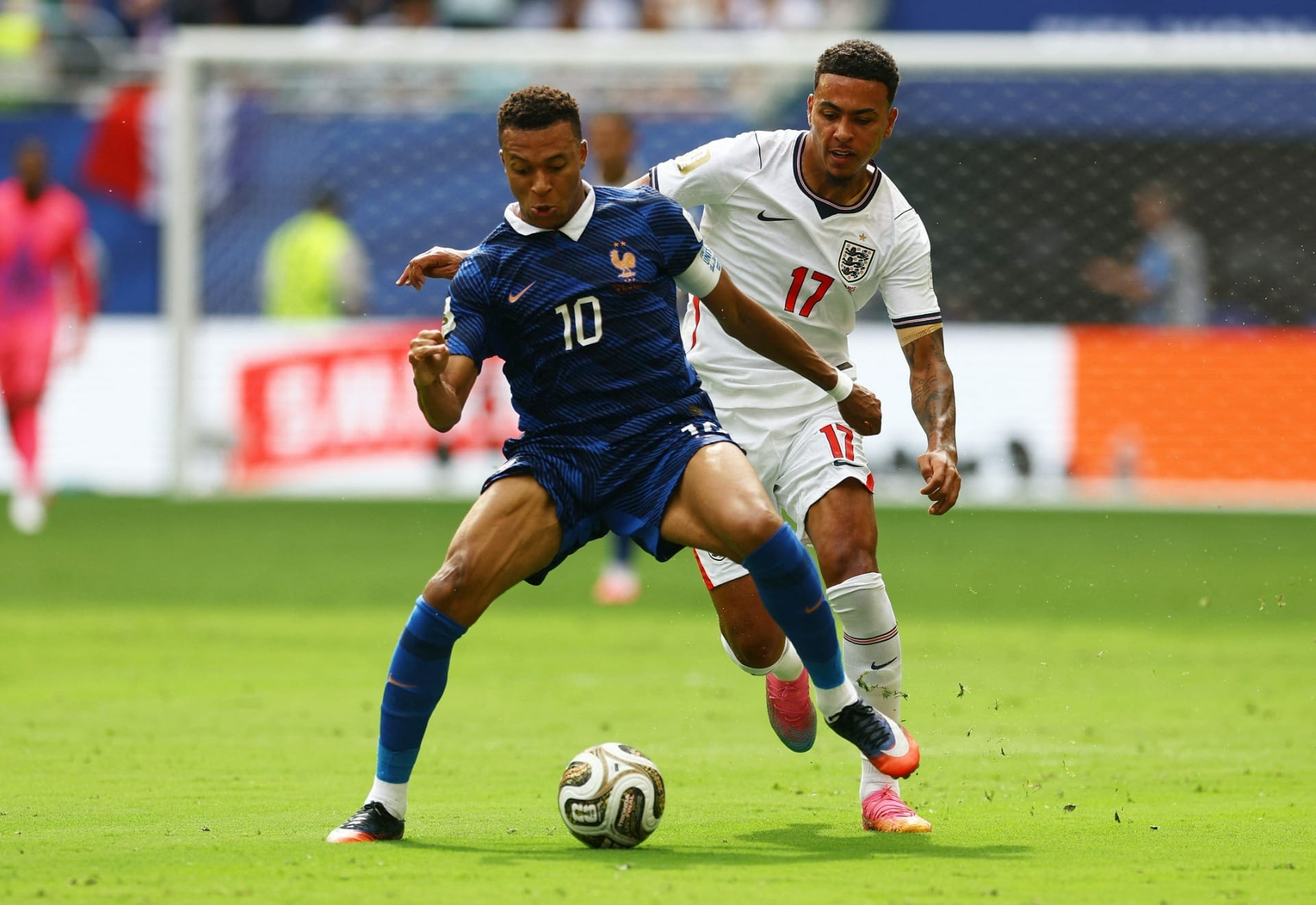Mbappé lidera artilharia do Mundial com 10 gols