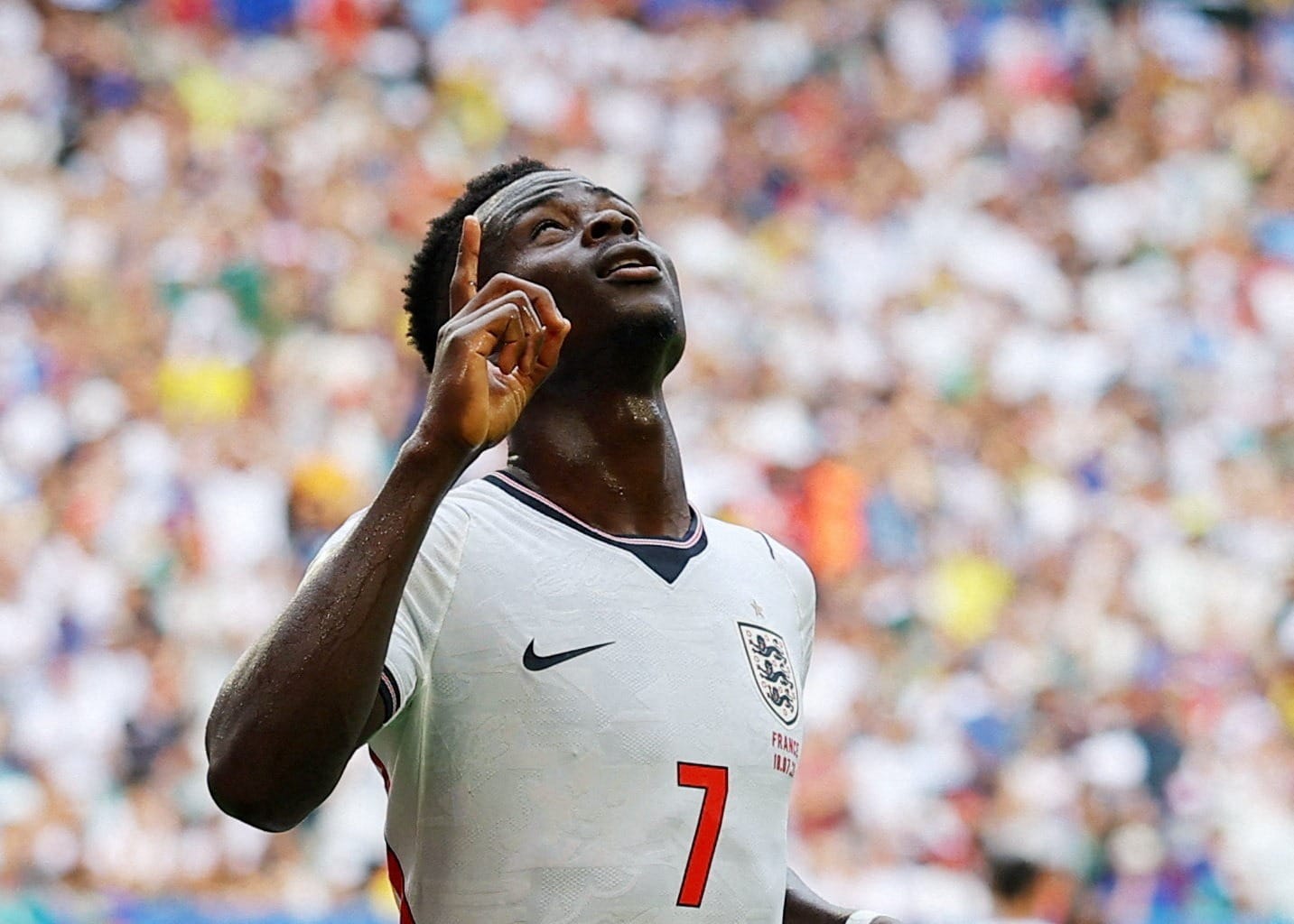 Inglaterra vence França e fica com o 3º lugar do torneio