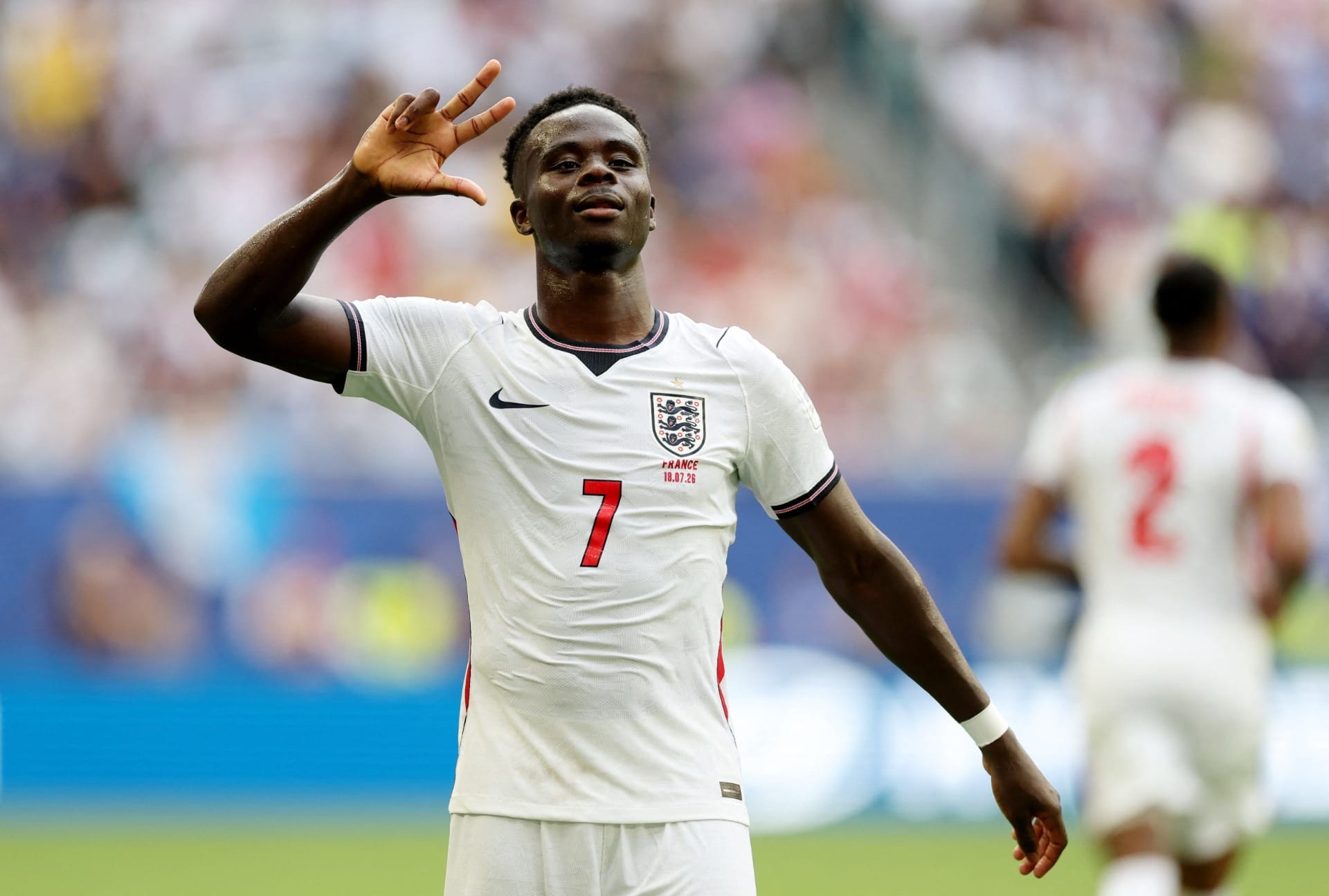 Saka revela "gentileza" de Bellingham em pênalti: "Vai fazer seu hat-trick"
