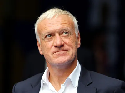 Deschamps diz que saiu da França pelo bem da seleção: "Irrespirável"