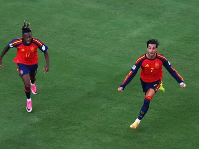 Espanha sufoca a Argentina, vence na prorrogação e é bicampeã do mundo