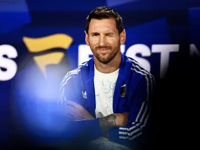 Site da Bola de Ouro publica análise que pode favorecer Messi na disputa