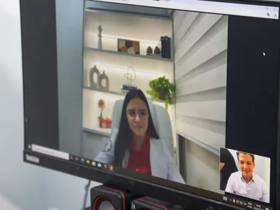 Curitiba lança consultórios digitais do SUS em cinco unidades de