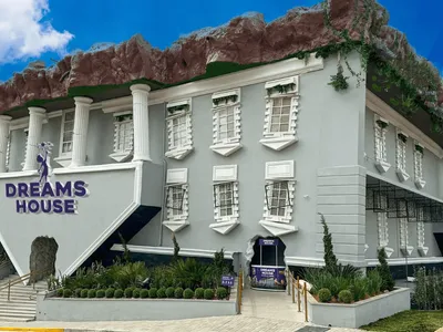 Dreams House: conheça a casa invertida com 4 atrações em Campos do Jordão